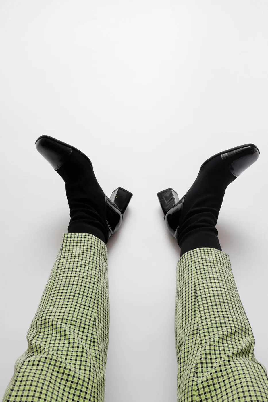 0003_SOCKS BOOTIES 40 41 BLACK BLOCK HEEL