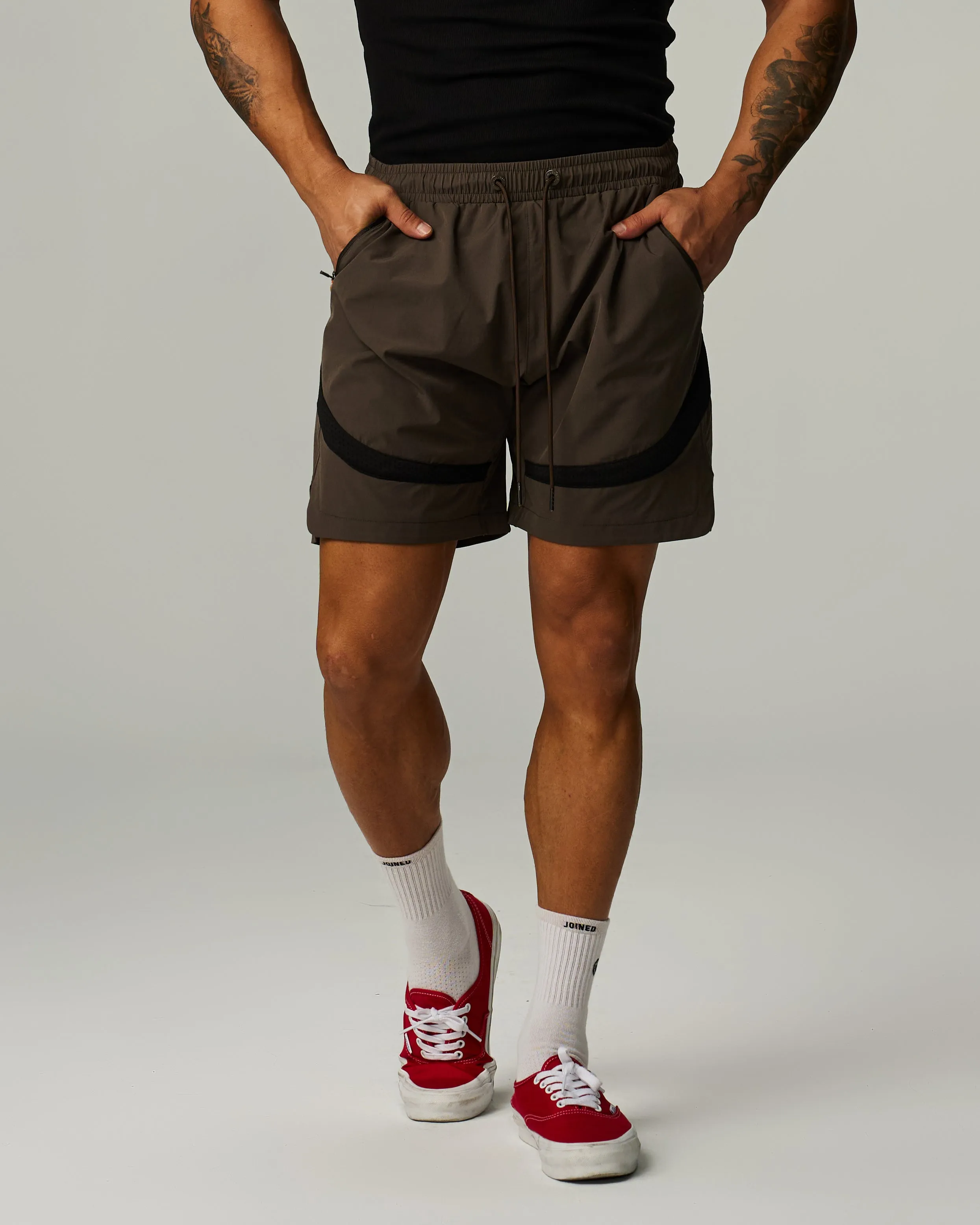 4-way Mesh Paneled Shorts