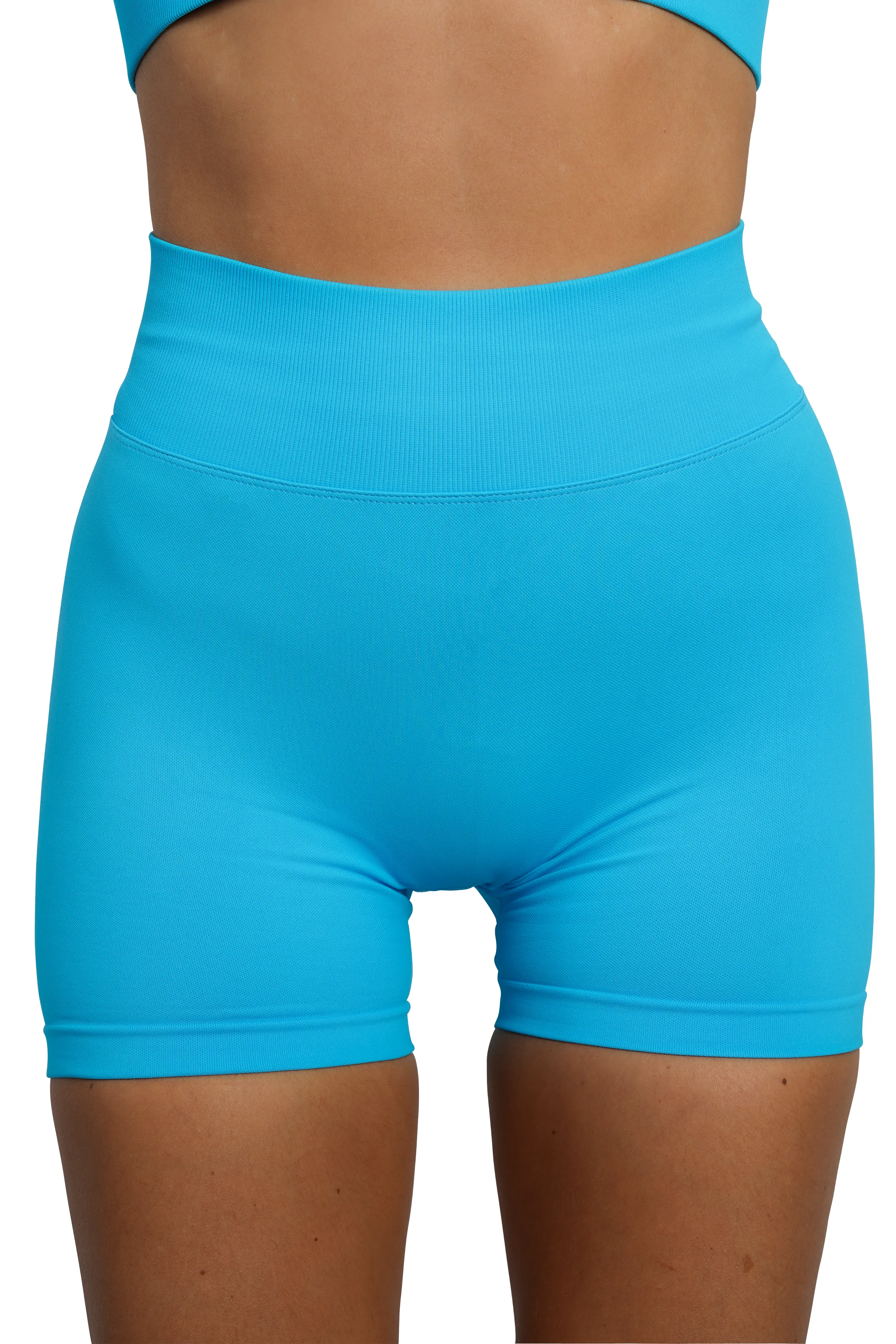 CORE SCRUNCH SHORTS - SKY BLUE