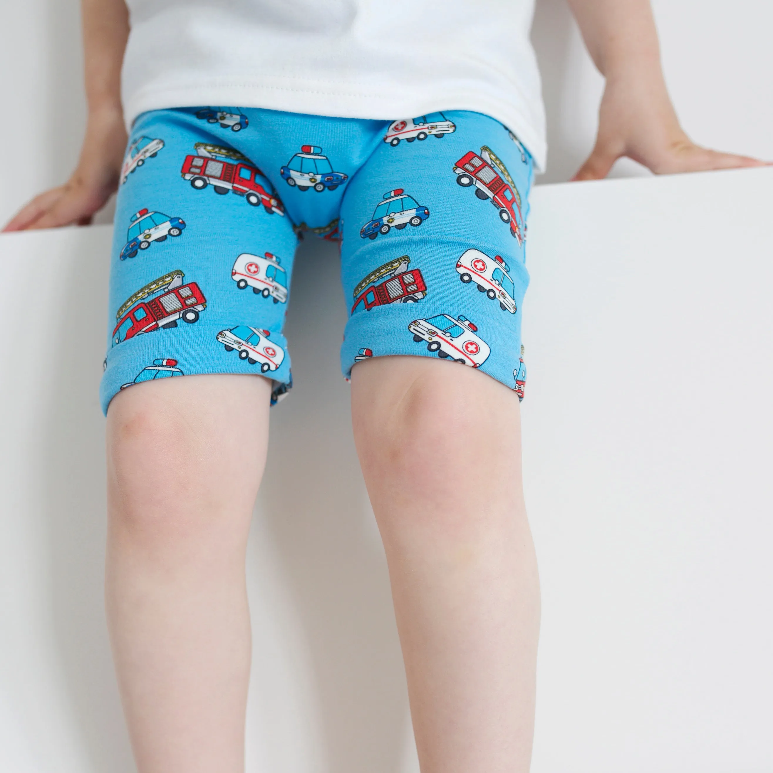 Emergency print Shorts