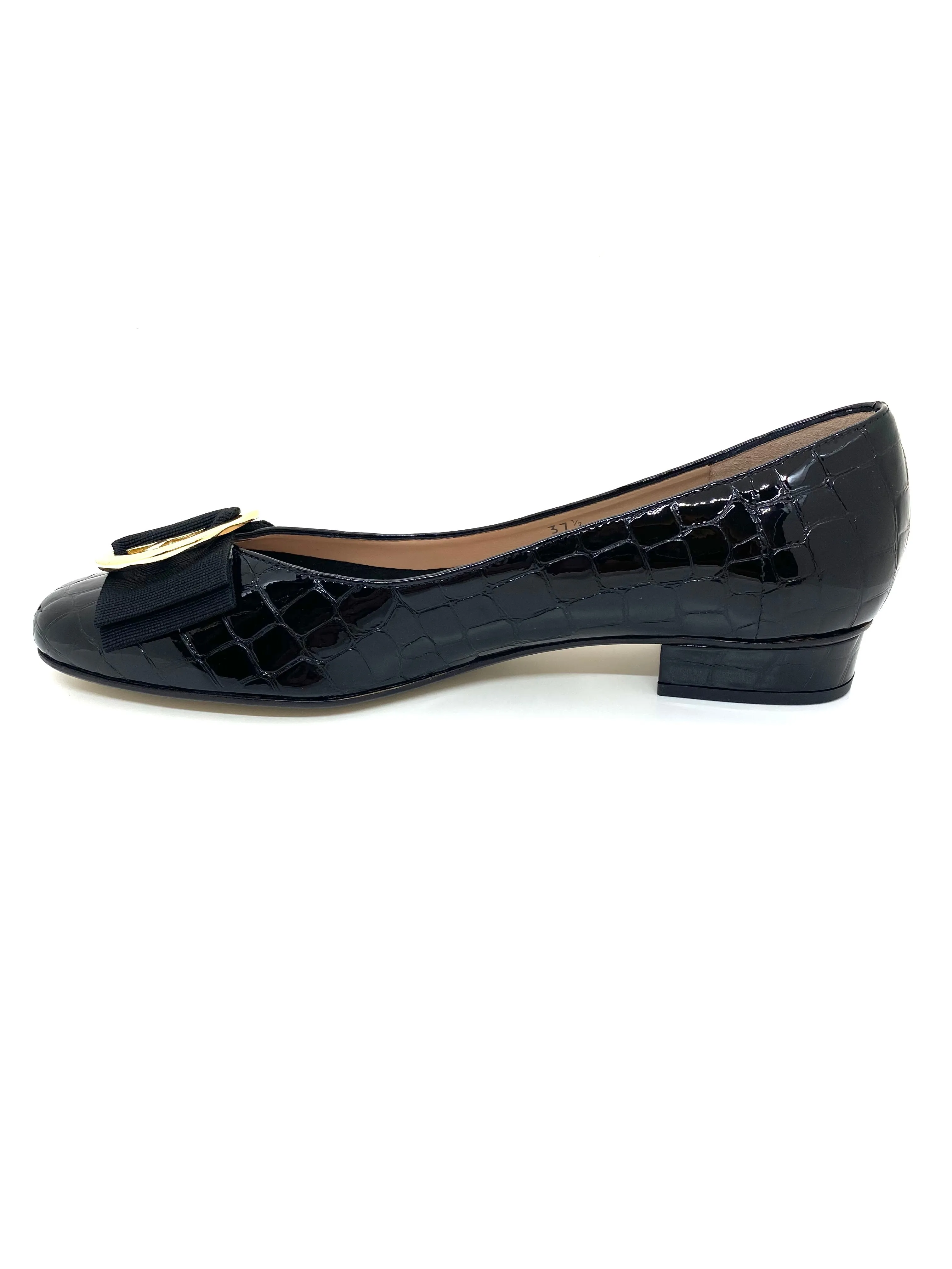 HB Shoes June Ladies Circle Trim Pump