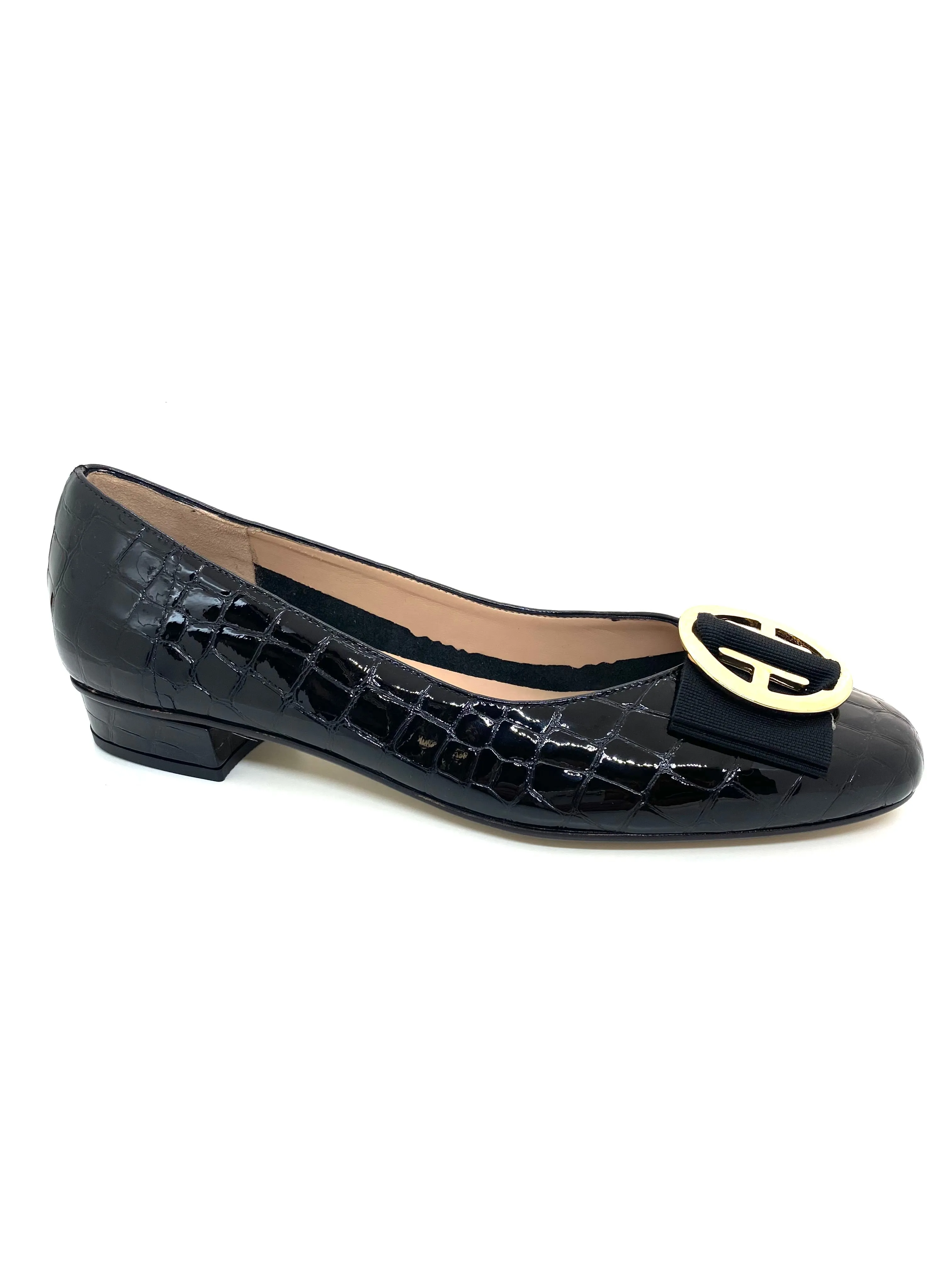 HB Shoes June Ladies Circle Trim Pump