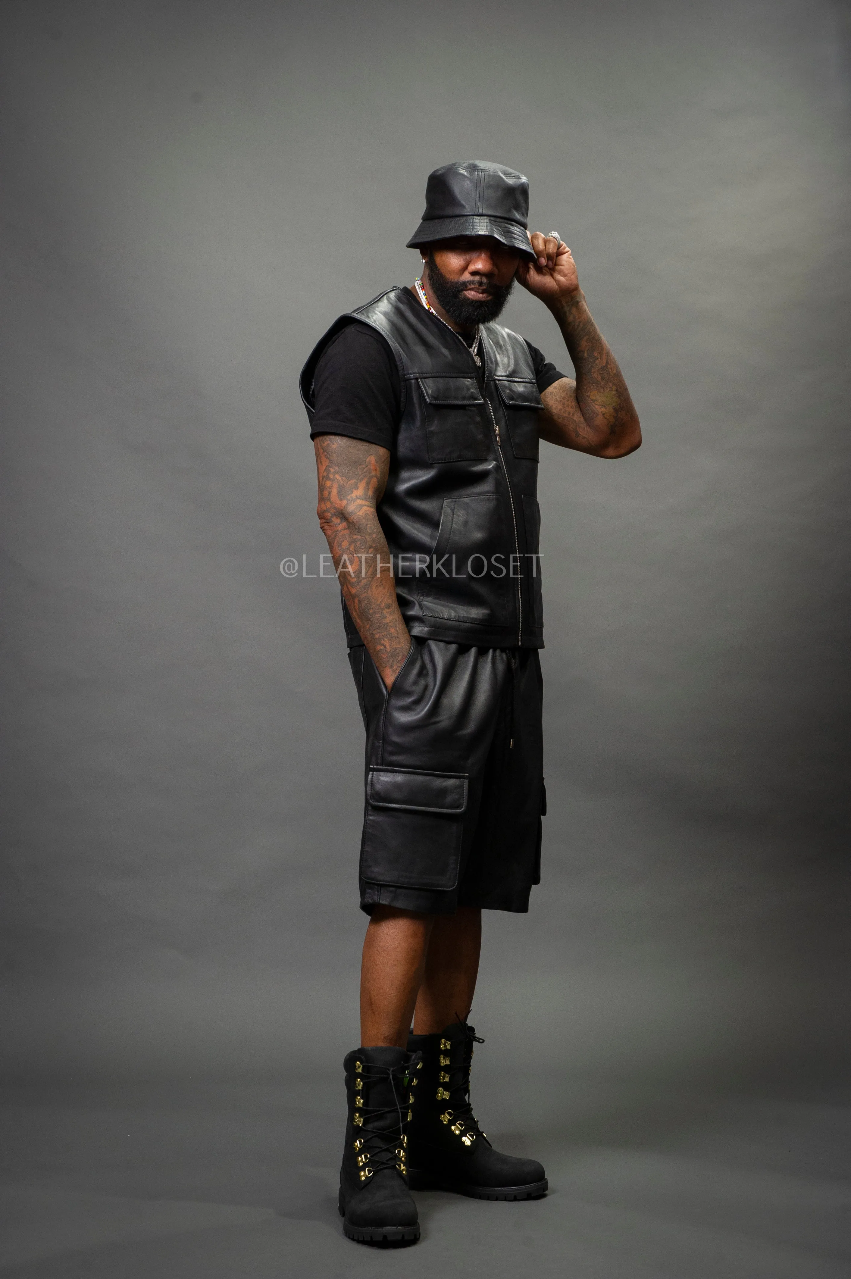 Men's Bless Set Leather Vest & Leather Cargo Shorts [Black]