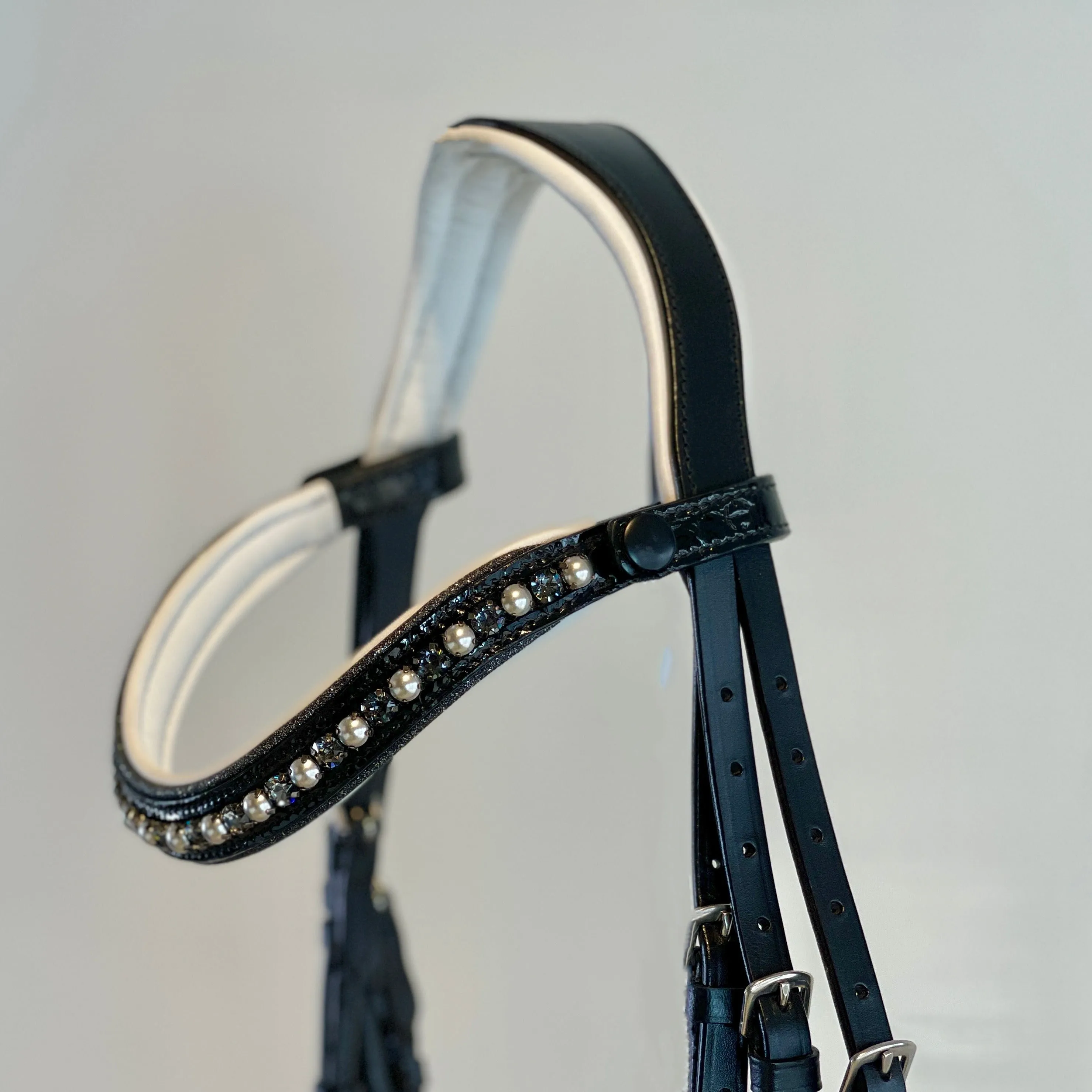 The Harlow Black Patent Snaffle Bridle with Removable Flash!